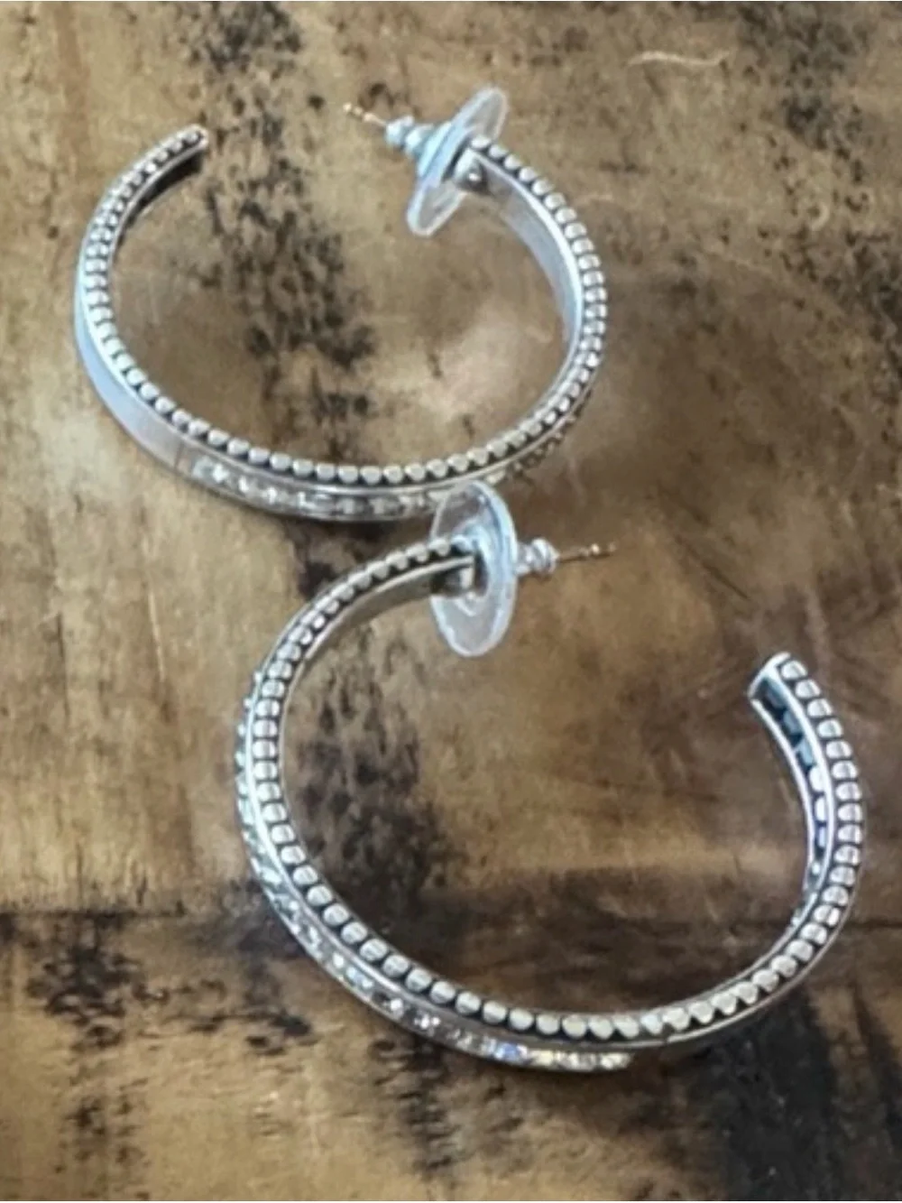 🆕💎 RARE Brighton ‘SPECTRUM’ SWAROVSKI CRYSTAL & SLVR Lg Hoop Earrings!